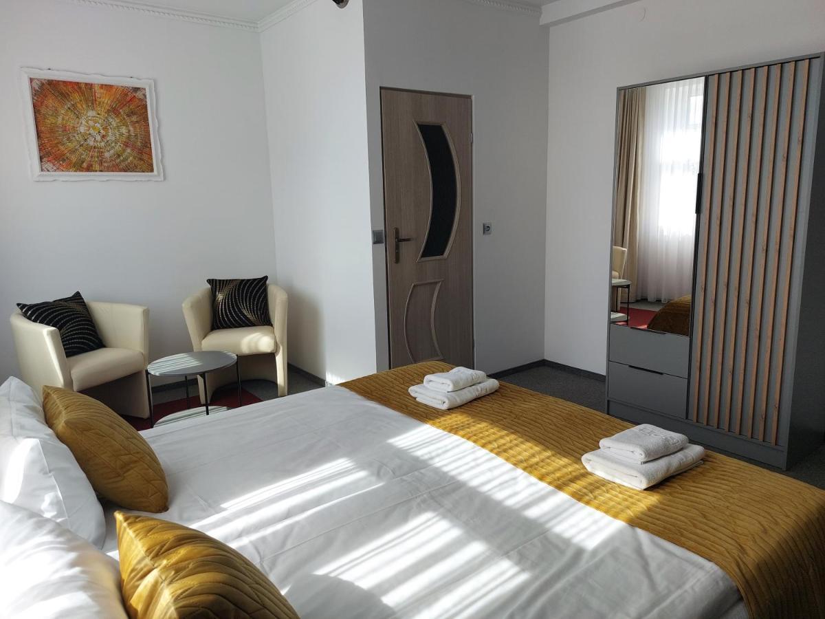 Perla Aparthotel Augustow Exterior photo
