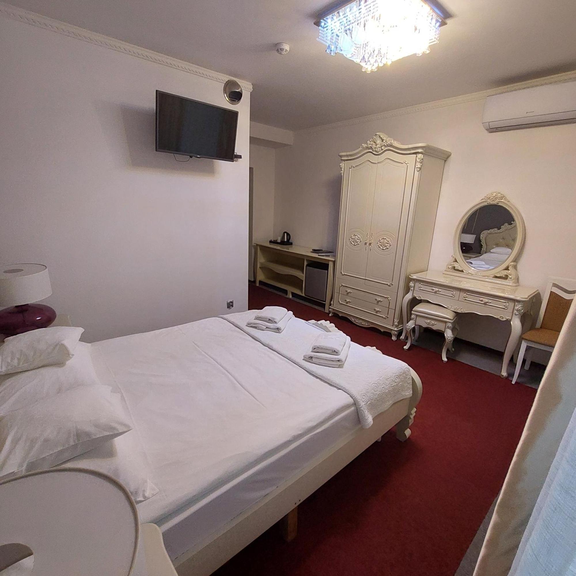Perla Aparthotel Augustow Exterior photo